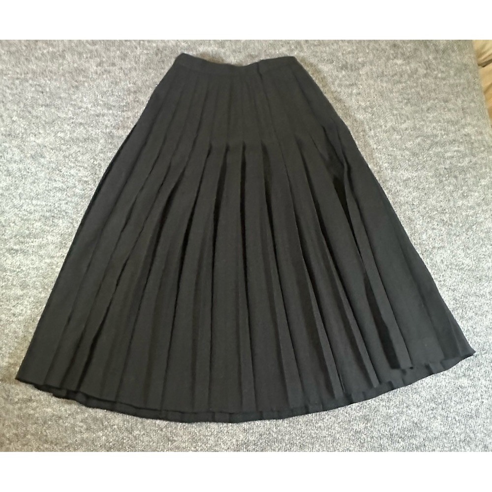 VTG Gloria Sachs Women's 8 Black Skirt A-Line Pleated Fine Feathers Made In USA